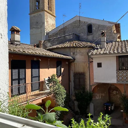Apartamento Piccolo Monolocale In Convento Del 1600